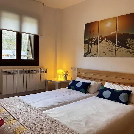 Apartment Escarra - Reformado, Acogedor Y Luminoso, Con Garaje Cubierto Y Ascensor By Pirineos 360